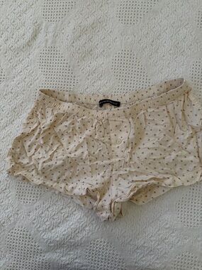 Brandy Melville Beige Floral Cotton Lounge Shorts